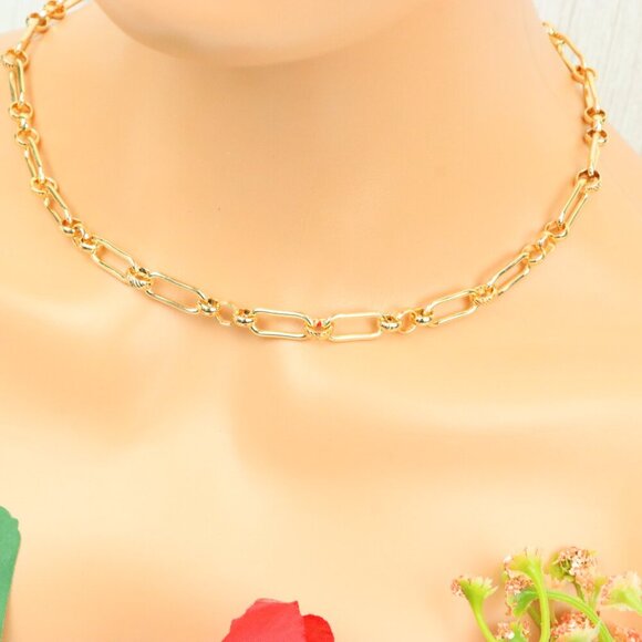 "Minimalist & Elegant Necklace Chain – Perfect for Women & Girls | UNVRC1564 - Picture 9 of 10